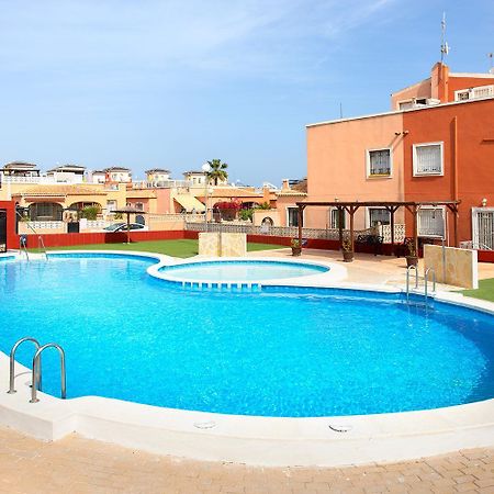 Bungalow La Herrada Los Montesinos Luaran gambar