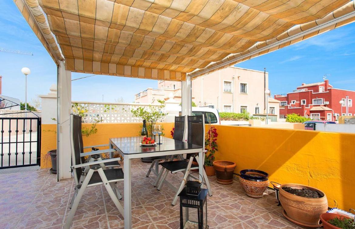 Bungalow La Herrada Los Montesinos Luaran gambar