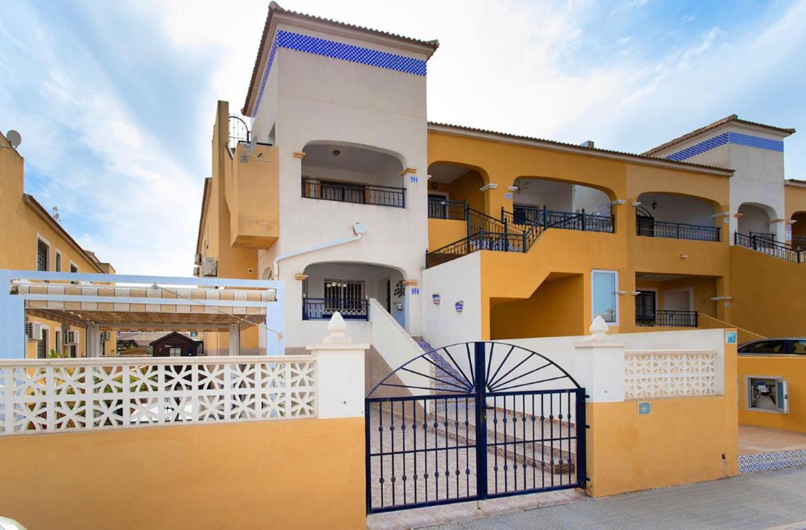 Bungalow La Herrada Los Montesinos Luaran gambar