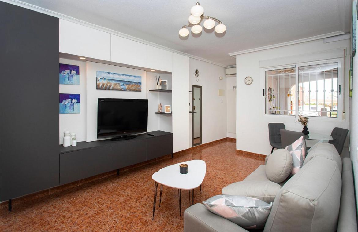 Bungalow La Herrada Los Montesinos Luaran gambar